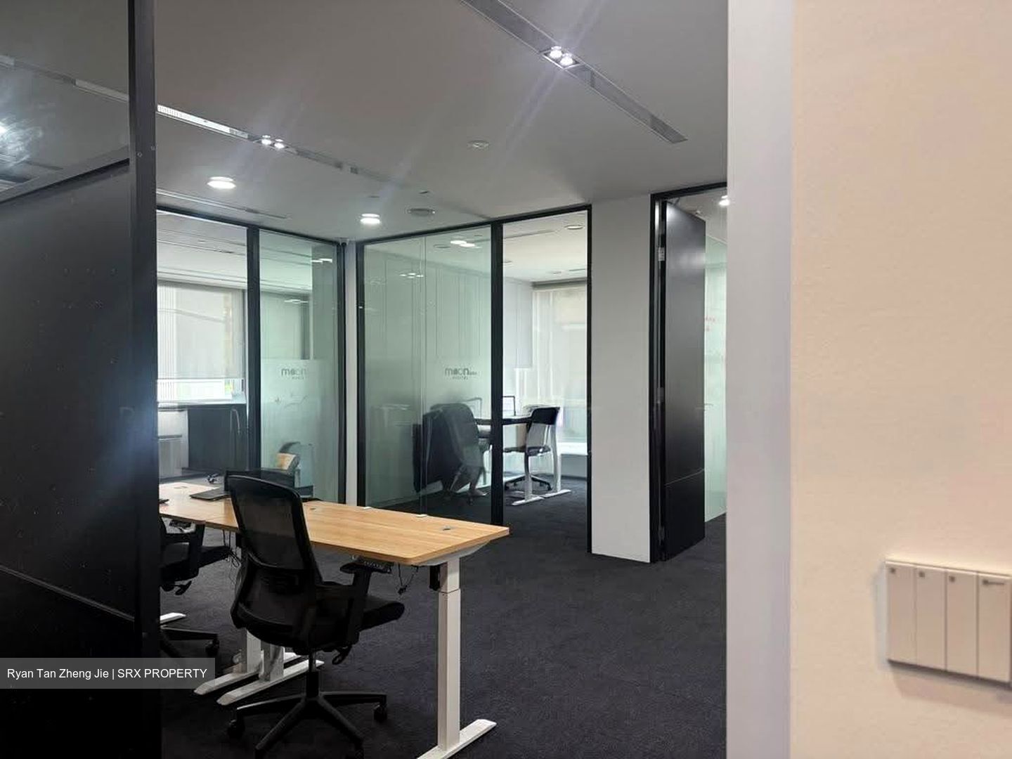 The Heeren (D9), Office #638988271